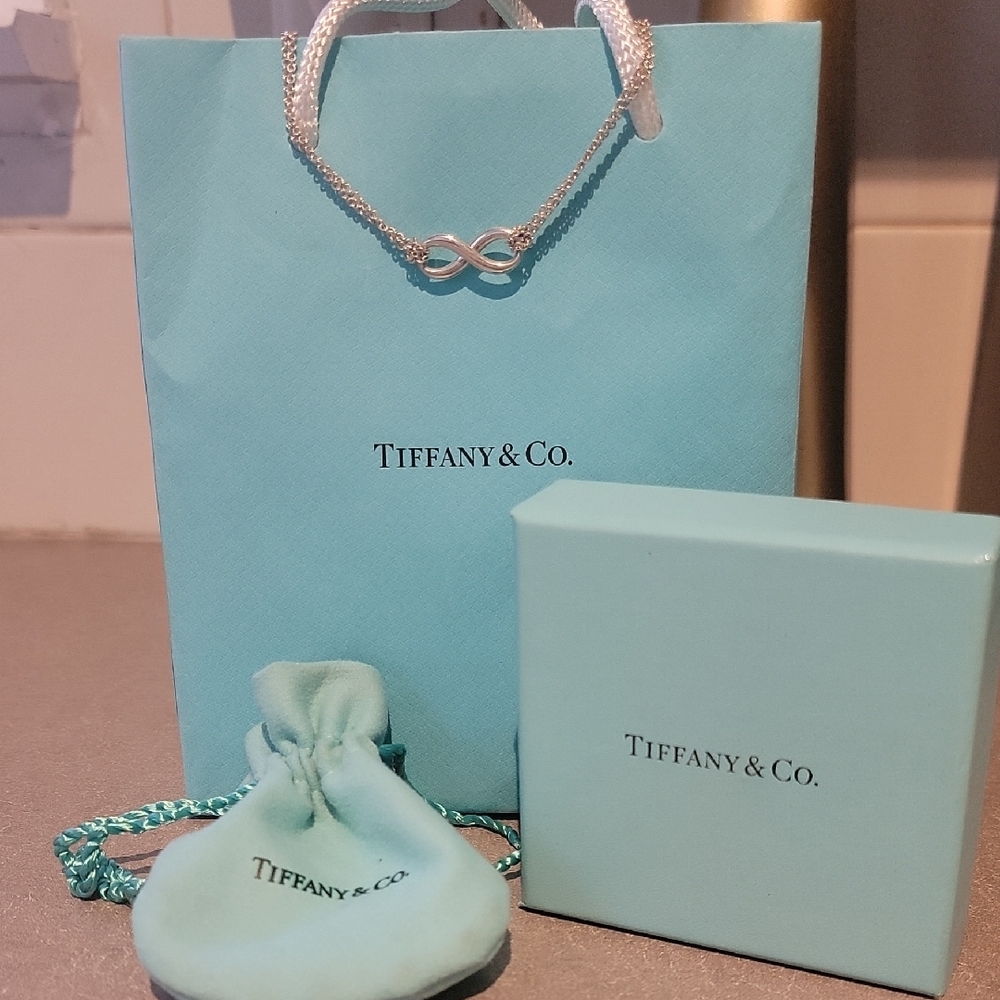 Tiffany & Co. Silver Double Chain Infinity Necklace